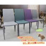 室内の蛍光灯の下で見た感じ