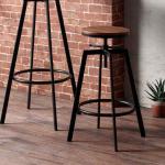 コンパクトなテーブルにも置きやすい