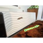 引出しの前面部分が特に光沢感が高い